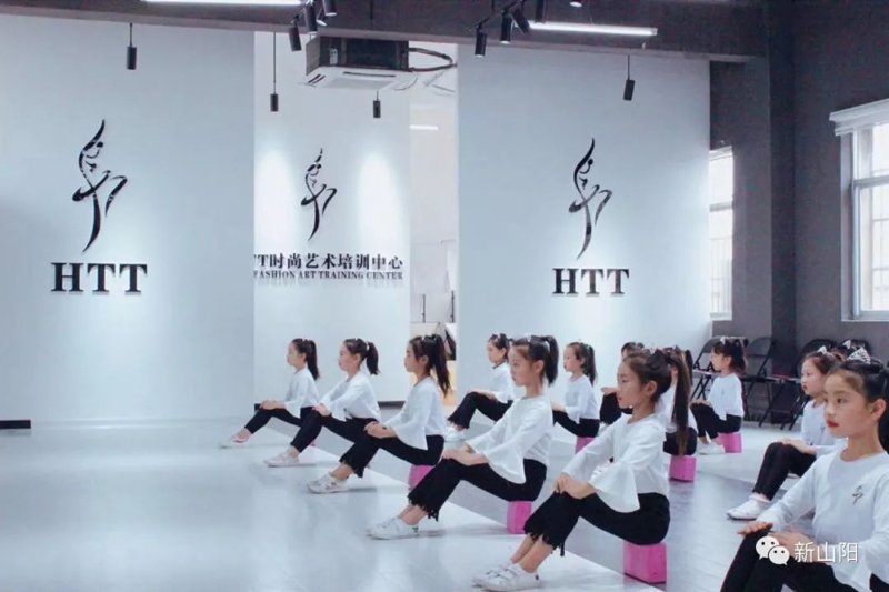 口才表演，为何成为孩子成长路上的重要一环？